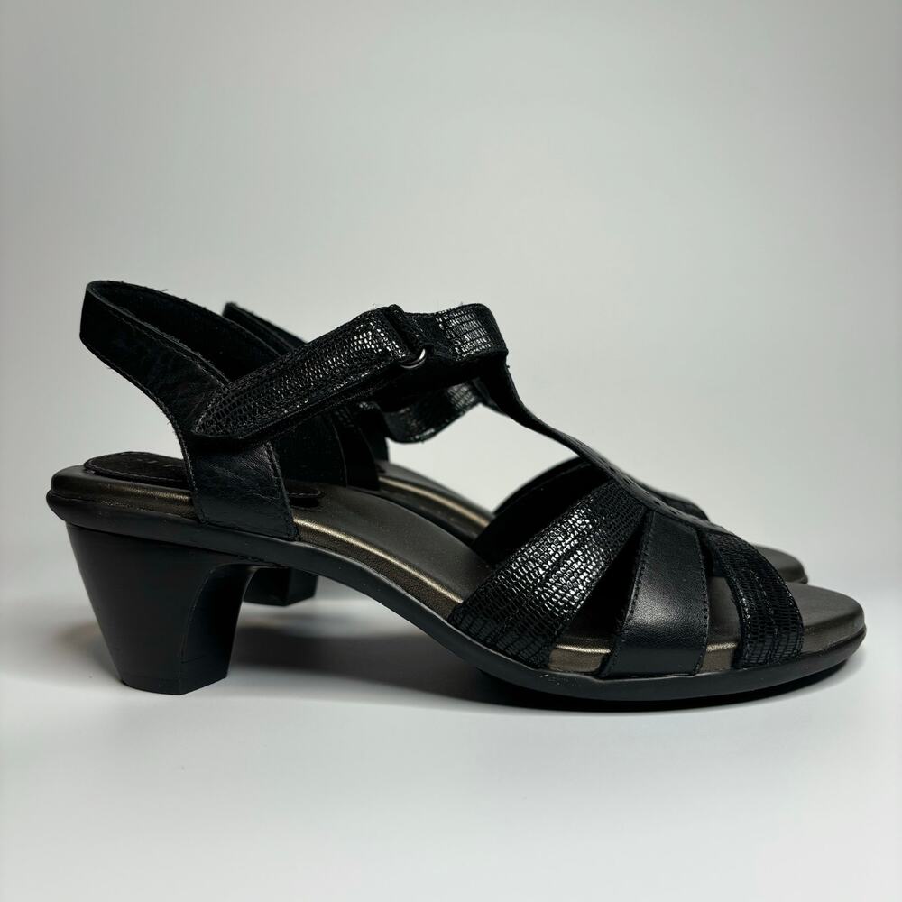 Aravon Women's Mary-AR Heeled Sandals in Black (Narrow)